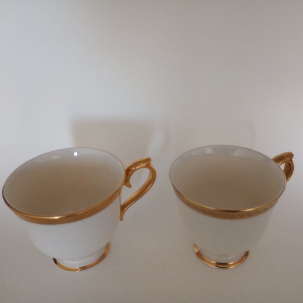 SET OF 2 FOOTED CUP - HAVERFORD HALL BY LENOX